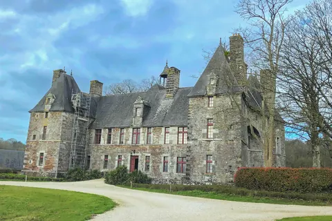 Enduits, joints et façades — monuments — Château de Cerisy la Salle.