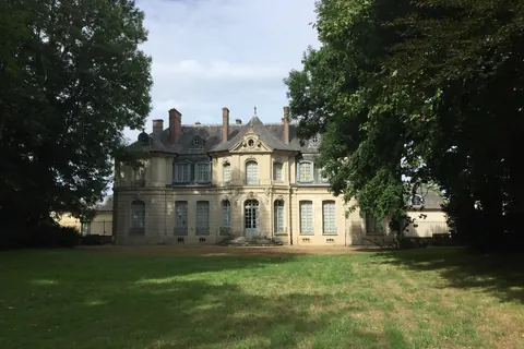 Enduits, joints et façades — monuments — Château de Jossigny.