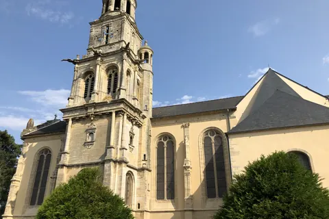 Enduits, joints et façades — monuments — Église Saint Patrice de Bayeux.